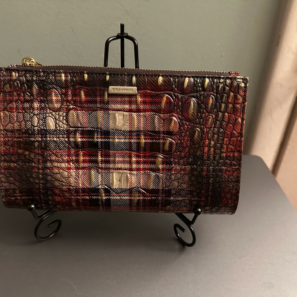 Brahmin Daisy Wristlet Clutch in Pecan